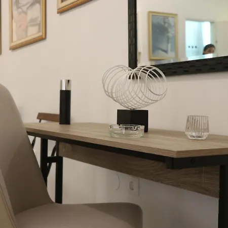 D1suite στα λαδάδικα